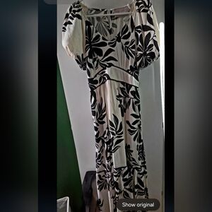 White Closet Elemets Maxi Dress